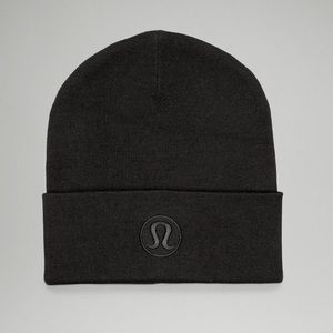 Lululemon warm revelation beanie